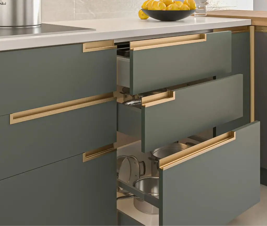 Integrated Partial Left Custom-fitted Handle Syma32