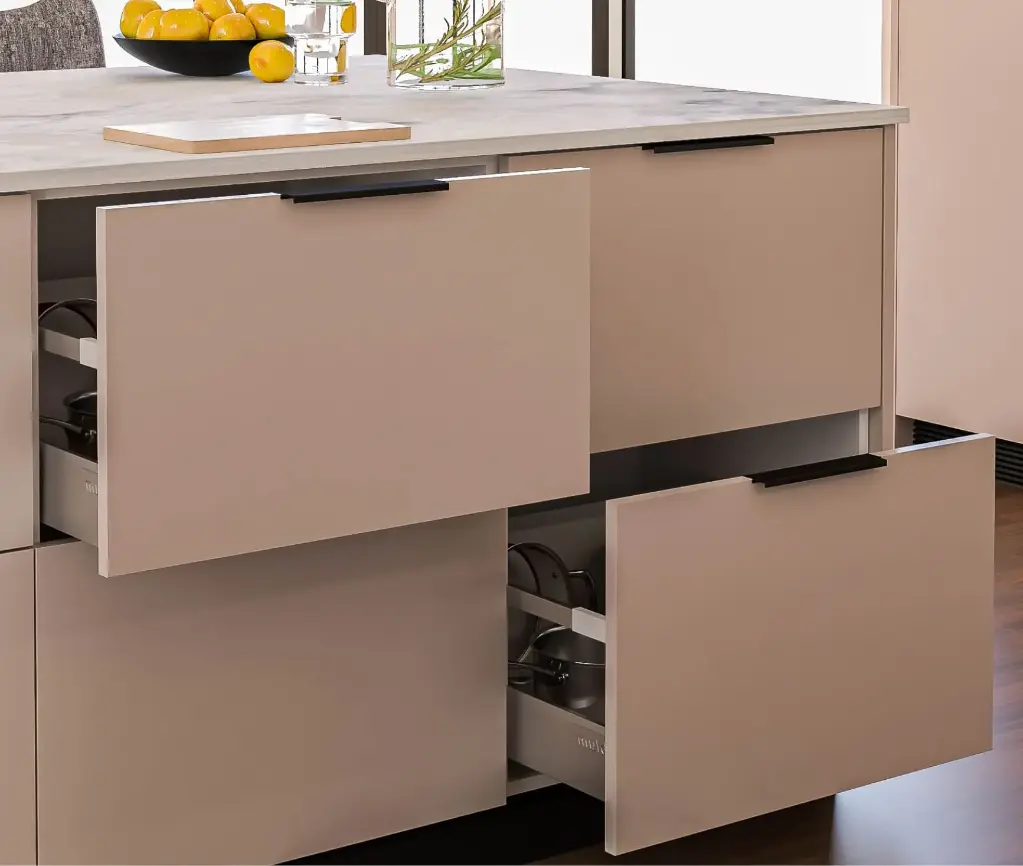 Integrated Total Custom-fitted Handle Syma5 Edge